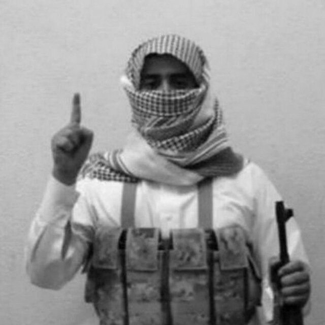 Смертник это кто. Шахид террорист смертник. Пояс террориста смертника. Араб террорист.