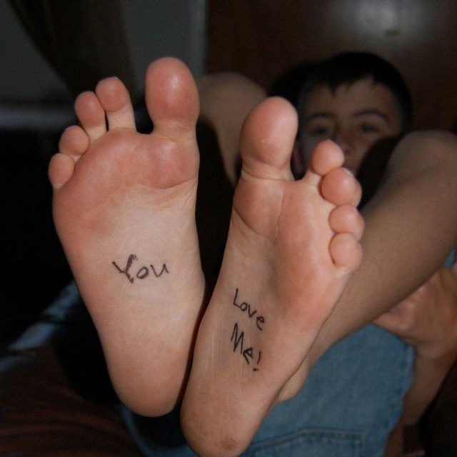 Hot Boy Feet