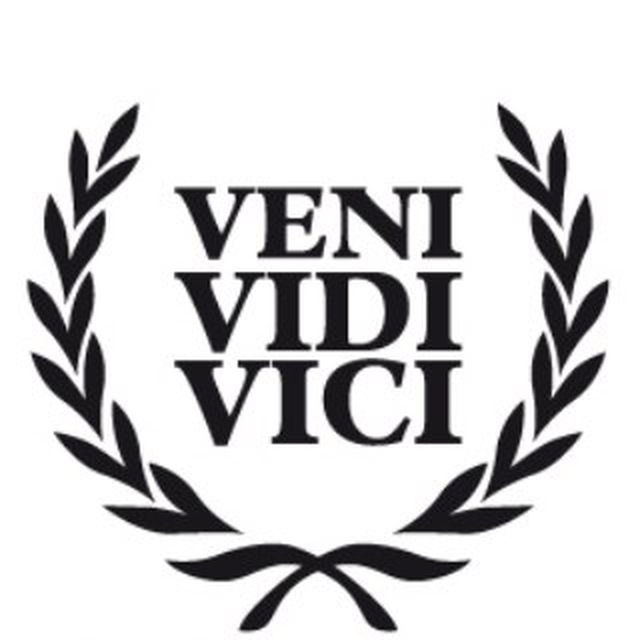 Veni vidi vici латинские. Veni vidi Vici тату. Veni vidi Vici тату эскиз. Надпись Veni vidi Vici. Пришёл увидел победил на латыни.