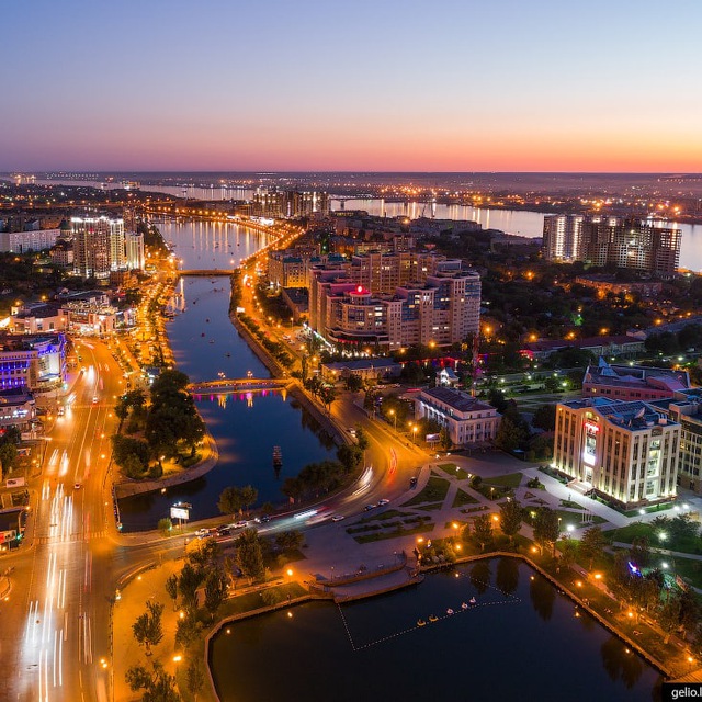 Время в астрахани. Астрахань. Город Астархан. Астраханская область фото города. Города Поволжья фото.