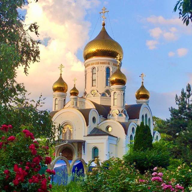 Иверский монастырь одесса. Иверский мужской монастырь Одесса. Одесский Иверский монастырь
